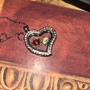 Heart-Shaped Pendant Necklace with Charms 🐢 🛁 18kgf chain